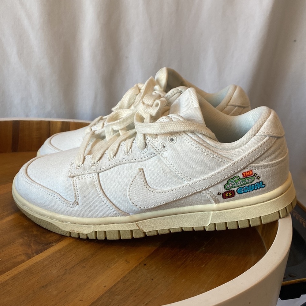 Nike Women's White Canvas Low-Top Sneakers with Multicolor Patch
